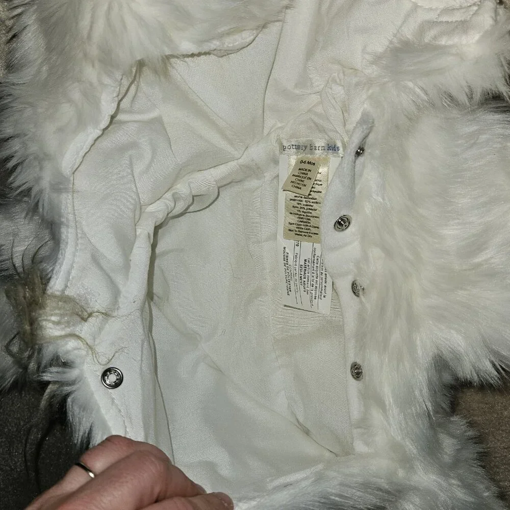 Pottery Barn Kids White Goat Halloween Costume Boy Girl Baby 0-6 Months SOFT